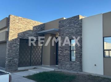 Casa · 331m² · 3 Recámaras · Casa en Renta en Aurea Residencial - (4)