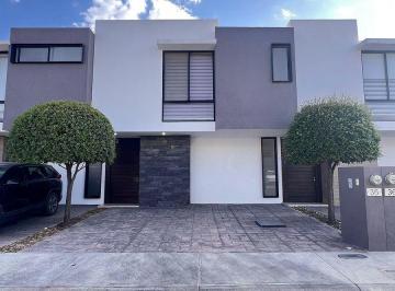 ee38eb8fd525836bb17997744a3286130924afdf61a159a5299c12d7e4db5055 · Venta de Casa en El Refugio, Querétaro