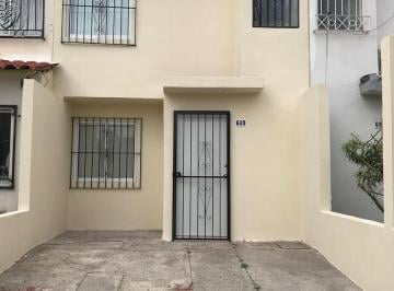 Casa · 57m² · 2 Recámaras · 1 Estacionamiento · Venta Casa Col. Portales Puerto Vallarta