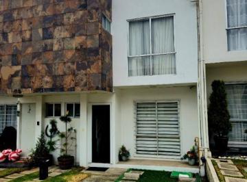 Casa en condominio de 3 habitaciones, Huixquilucan · Casa en Condominio, Cómoda, Funcional a 5 Minutos de Bosque Real.