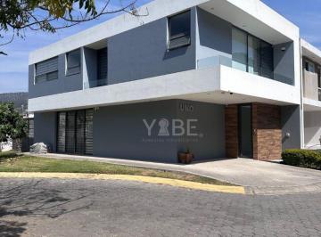 Casa de 3 habitaciones, Tlajomulco de Zúñiga · Casa en Venta Bosque Real