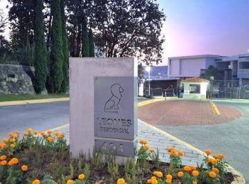 Terreno / Lote · 402m² · Terreno en Venta Dentro de Coto Los Leones, Bugambilias, Zapopan