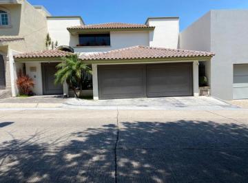 Casa de 3 habitaciones, León · Venta de Casa Jardines del Campestre