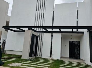Casa de 4 habitaciones, Tlajomulco de Zúñiga · Casa en Venta, Matute, La Rioja, Los Gavilanes, Jal.