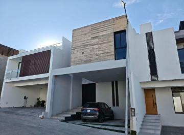 Casa de 3 habitaciones, San Luis Potosí · Casa en Venta en Cima Azul