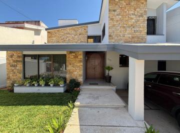 Casa de 4 habitaciones, Mérida · Casa en Venta en Prol. Av Paseo de Montejo, Gonzalo Guerrero