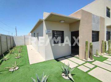 Casa · 53m² · 1 Recámara · 2 Estacionamientos · Se Venden Casas Nuevas "Modelo Olivo" en El Zona Poniente de La Ciudad - (4)