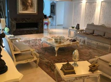 Casa · 830m² · 5 Recámaras · Venta de Residencia en Puebla en Club de Golf Las Fuentes con 861 m² de Terreno