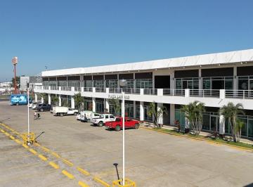 Local comercial · 98m² · 78 Estacionamientos · Local Comercial en Renta Plaza Lagunas Planta Alta