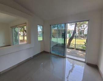 Casa · 260m² · 3 Recámaras · 2 Estacionamientos · Casa en Renta Fraccionamiento Campestre Villahermosa