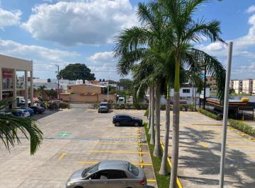 Estacionamiento · Local en Renta Plaza Mexico Villahermosa