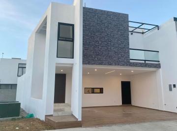 Casa · 245m² · 3 Recámaras · 2 Estacionamientos · Casa Nueva en Venta Real Campestre Villahermosa