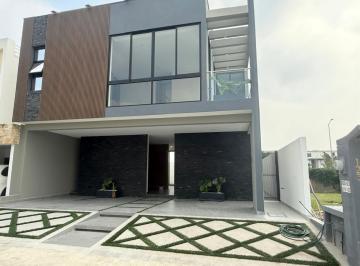 Casa · 268m² · 4 Recámaras · 2 Estacionamientos · Casa Nueva en Pre - Venta Villa Brisa Villahermosa