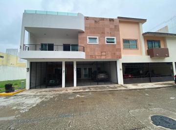 Casa · 353m² · 4 Recámaras · 3 Estacionamientos · Casa en Venta Residencial Real del Sur Villahermosa