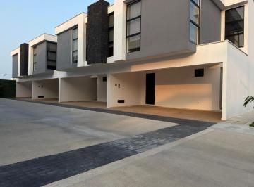 Casa · 210m² · 3 Recámaras · 2 Estacionamientos · Casa Nueva en Pre - Venta Villa Brisa Villahermosa