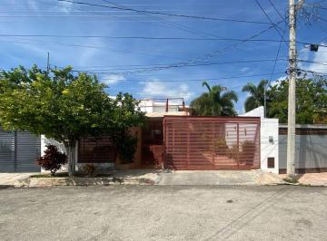 Casa de 3 habitaciones, Mérida · Casa en Venta en Montes de Amé, Mérida