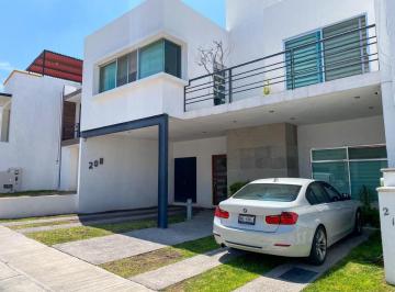 873c35b9c91cb7b5c524f10ffd237359a2d1e1e0cff3dd844fedfc0ff5b38bbf · Casa en Venta en Cumbres del Lago, Querétaro