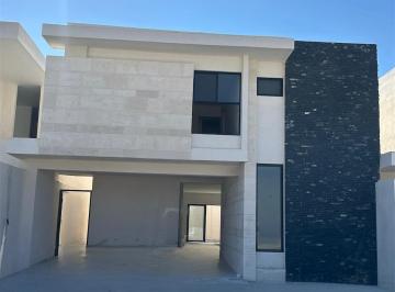 Casa · 284m² · 4 Recámaras · 2 Estacionamientos · Casa en Fraccionamiento Seterra Residencial