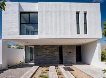 Casa · 209m² · 3 Recámaras · 3 Estacionamientos · Estrena Casa en Grand Juriquilla, 3 Recámaras, Roof Garden, Jardín, de Autor