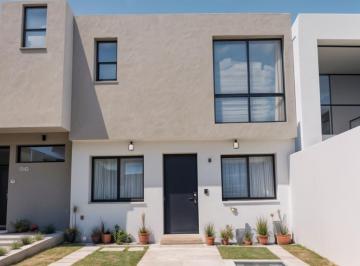 Casa · 97m² · 3 Recámaras · 2 Estacionamientos · Estrena Casa Entre El Refugio y Zibatá, 3 Recámaras, Una en Pb, 3 Baños Completo