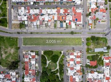 113ad0fdcc30d2971960ebf39ba2c896e7bc45a508d6adf311a512fa909d3ddc · Terreno Comercial en Venta Lomas de San Gonzalo