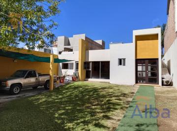 Casa · 270m² · 3 Recámaras · 3 Estacionamientos · Casa en Renta Para Oficinas, Guarderia Etc. en Av Paseo de La Soledad