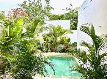 Casa de 3 habitaciones, Progreso · ¡Hermosa Casa Amueblada Entre Mérida y La Costa!