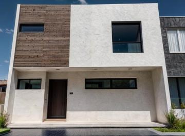 Casa · 178m² · 3 Recámaras · 2 Estacionamientos · Estrena Casa en Preserve Juriquilla, 3 Recámaras, 2.5 Baños, Equipada, Jardín