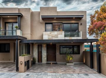 Casa · 177m² · 3 Recámaras · 2 Estacionamientos · Casa en Venta en Campanario Norte - Viva con Calidad de Vida