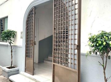 23e96194c6a56c319598de502d8399704e16051af7d32a72b48327363db3b60e · Oficina de 150 m² en Renta en Nápoles