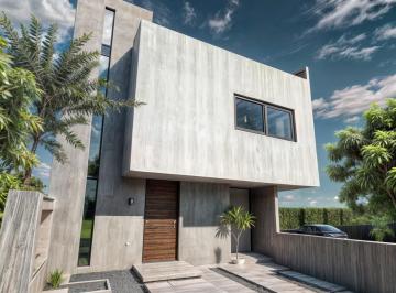 Casa · 359m² · 4 Recámaras · 2 Estacionamientos · Preciosa Casa en Zibatá, Sótano, 4 Recámaras, Estudio, Roof Garden