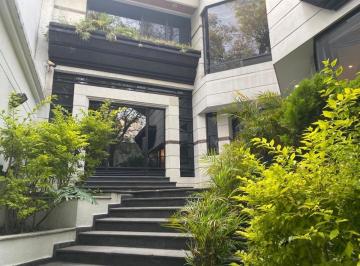 Casa · 455m² · 4 Recámaras · 6 Estacionamientos · Venta de Casa en Bosques de Las Lomas, Cuajimalpa de Morelos, Ciudad de México.
