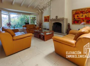 Casa · 586m² · 4 Recámaras · 5 Estacionamientos · Venta de Casa en Lomas de Vista Hermosa, Cuajimalpa de Morelos, Ciudad de México.
