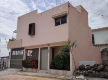 Casa de 3 habitaciones, Boca del Río · Casa Habitacion Muy Comoda