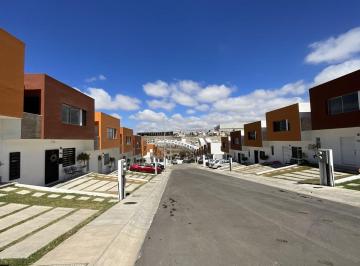 8d5fa07191f59f8f2de8f5adb2176680d596d36a998063a0eca94cc3a4dde2ba · En Venta Casa, Privada Santa Fe