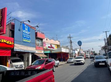 Edificio · 593m² · 6 Recámaras · 2 Estacionamientos · Edificio en Venta en San Juan del Rio Queretaro