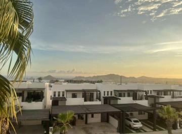Casa de 3 habitaciones, Los Cabos · Casa con Vista Al Mar, en Comunidad Privada, en Venta, El Tezal, Cabo San Lucas