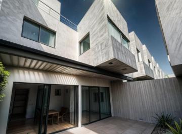 Casa · 128m² · 4 Recámaras · 2 Estacionamientos · Se Vende Casa en El Mirador, 3 Niveles, 3 Recamaras 3.5 Baños, Estudio o 4ta Rec