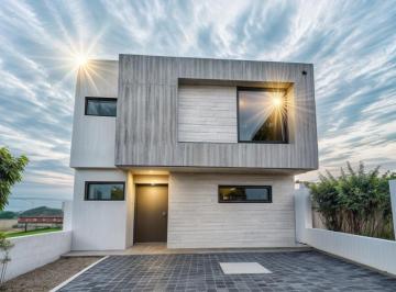 Casa · 167m² · 3 Recámaras · 3 Estacionamientos · Estrena Casa en Preserve Juriquilla, Una Casa Que Define El Lujo