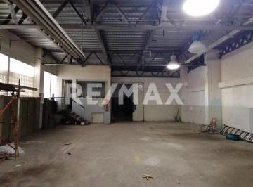 Bodega comercial · 800m² · 3 Estacionamientos · Bodega Comercial Para Almacenaje o Distribucion en Renta Cerca de Nativitas del Carmen Beinto Juarez