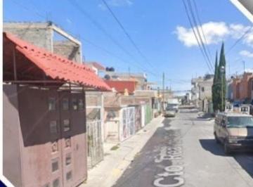 Casa · 56m² · 2 Recámaras · 1 Estacionamiento · Casa en Venta en Real de Costitlán Chicoloapan