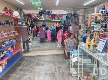 Local comercial · 532m² · 4 Recámaras · 4 Estacionamientos · Se Vende Local y Casa Para Negocio Zona Anapra Funcionando