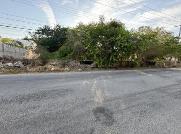 Terreno / Lote , Mérida · Terreno en Esquina de 2936 m² en Venta en Fraccionamiento Montebello