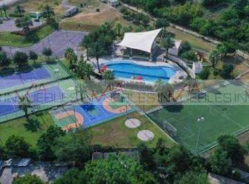 Terreno / Lote · 963m² · Terreno / Lote en Venta en Monterrey