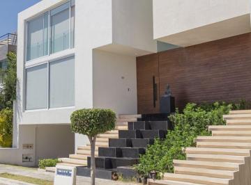 Casa de 4 habitaciones, San Andrés Cholula · Lomas Uno Cluster 10 10 10