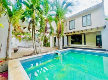 Casa de 4 habitaciones, Benito Juárez · Casa con o Sin Muebles en Cancún