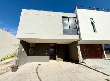 Casa de 3 habitaciones, Tlajomulco de Zúñiga · Casa en Venta, Fracc. Atmósfera Habitat y Equilibrio