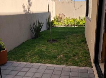 Casa · 111m² · 2 Recámaras · 2 Estacionamientos · Hermosa Casa Tipo Duplex Entre El Refugio y Zibatá, Jardín, 3 Recamaras, Salatv
