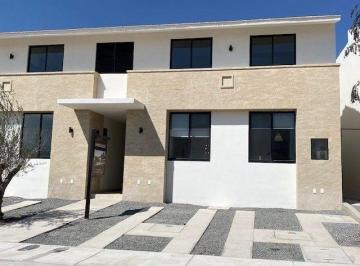Departamento · 84m² · 2 Recámaras · 2 Estacionamientos · Estrena Departamento Entre El Refugio y Zibata, Alberca, Equipada, Seguridad!