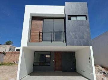 Casa de 3 habitaciones, Coronango · Venta de Casa con 3 Recámaras en Venta de 186 m² con Roof Garden Amplio en Cuautlancingo, Periférico